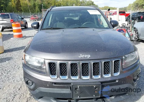 2017 Jeep Compass 75Th Anniversary Edition 4X4 z USA, uszkodzony, nr VIN 1C4NJDBB0HD101651